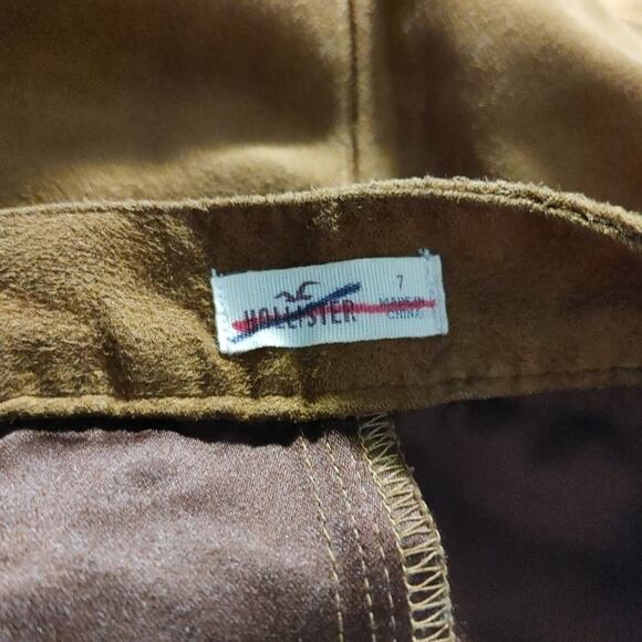 Hollister Faux Suede Shorts Front Pockets Side Zip High Rise Tan Womens Size 7 - Picture 3 of 7
